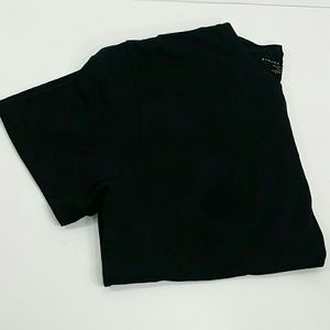BANANA REPUBLIC L Black V-neck Basic Vee